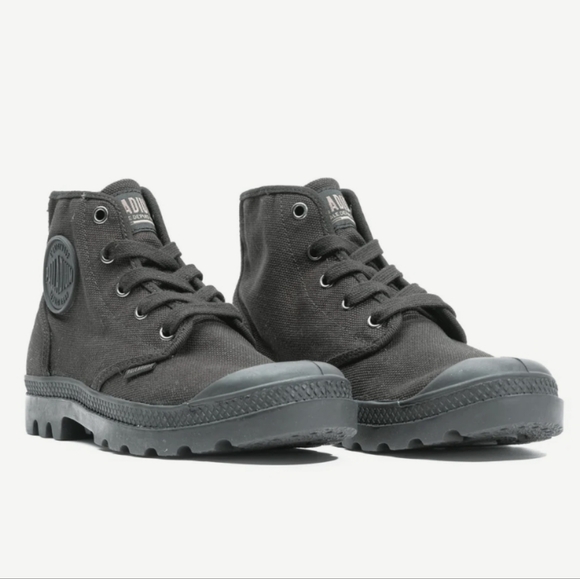 Palladium Shoes - NIB Palladium Pampa Hi in Black size 11 Women's